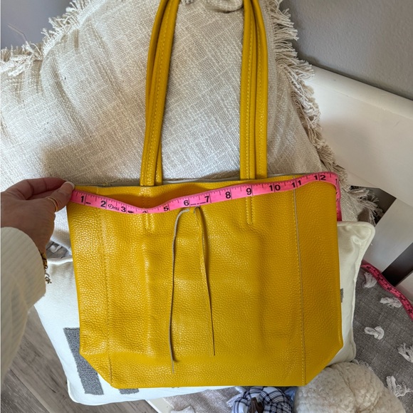 Golden yellow leather purse … New! - Picture 3 of 6